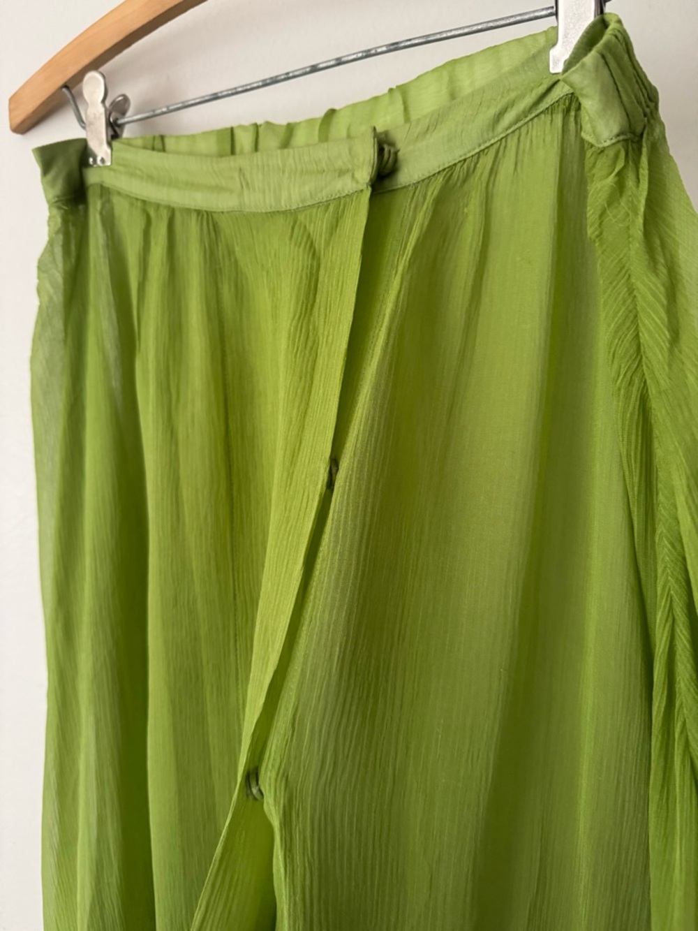 Creatures of Comfort Spring 2018 Chartreuse Silk Chiffon Skirt. - Picture 3 of 7